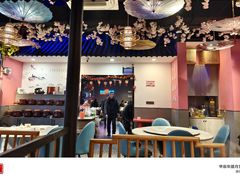 -老街烧烤大排档·地道湖北菜·龙虾馆(汉口火车站店)