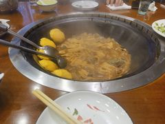 杂鱼一锅炖-铁锅炖灶台鱼老三炖鱼馆