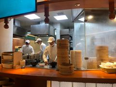 -诚铭记·虾仁汤包·成都小吃(融创店)