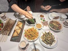 -清真·卡德尔大叔新疆主题餐厅(龙汇路店)