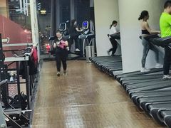 -奇迹健身金茂汇店