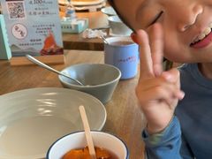 -蜜桃餐厅·伴山(湖滨商业街店)