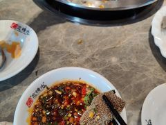 -忘情水鱼头·鲜鱼火锅(滨江中路店)