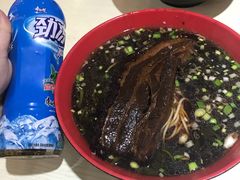 -小龙大肉面馆
