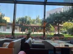 -亮马河饭店翠雅咖啡厅