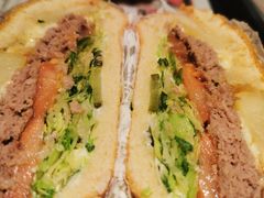 -The Habit Burger Grill 哈比特汉堡(复兴soho店)