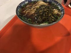 -老新隆牛肉锅贴(新街口店)