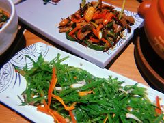 小锅米线-云海肴·汽锅鸡·云南菜(高德置地店)