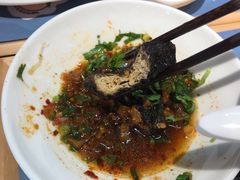 -呷佬·长沙手工米粉(金沙江路店)