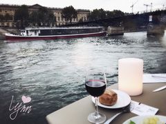 -Bateaux Mouches塞纳河游船