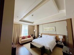 -深圳星河丽思卡尔顿酒店