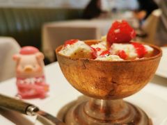 mixed berry clafoutis-La Petite Maison (LPM) Hong Kong