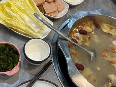 -光头药膳鸡(莱茵小镇店)