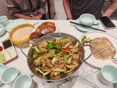 -梅利汴京烤鸭•开封豫菜地标店(东大街店)