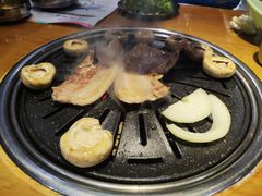 -老炉家木炭烤肉(长江国际店)