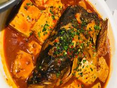 乾隆鱼头烧豆腐-乾隆美食·本帮菜(黄河路店)
