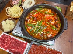 -黔有有贵州酸汤夺夺粉火锅(五味十字店)