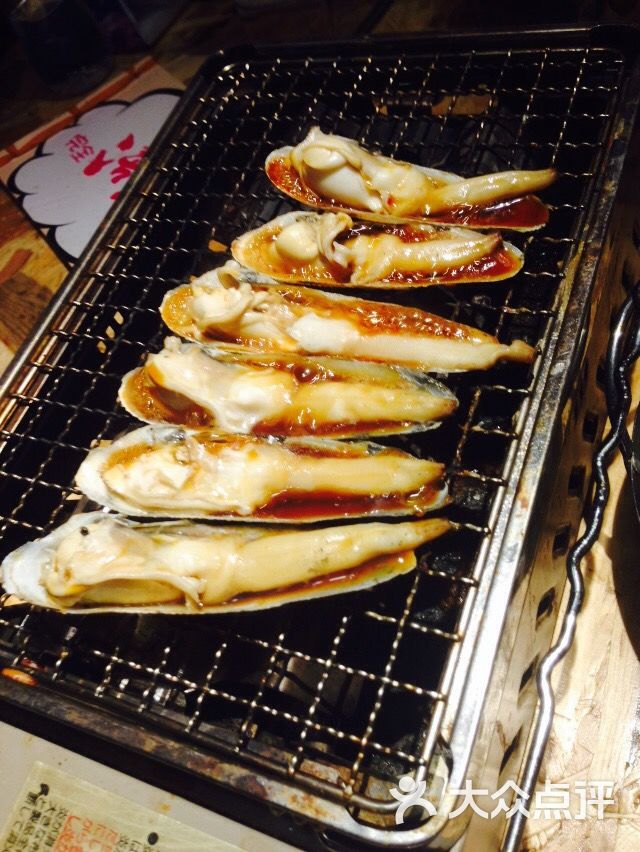 wut put活泼 · 活海鲜烧烤(建设六店)-玉米蚌-菜