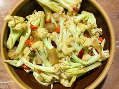 -唐伯虎新派湘菜馆(石夏时代广场店)