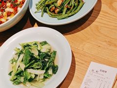 -荷花亭·湖北融合菜(十堰武商MALL店)