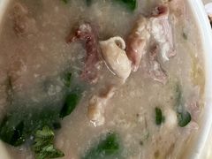 -洲心明记烧肉大粥(总店)