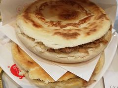 普通腊汁肉夹馍-子午路张记肉夹馍(小寨西路店)