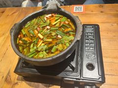 -张夺威·贵州酸汤牛肉火锅(上海首店)