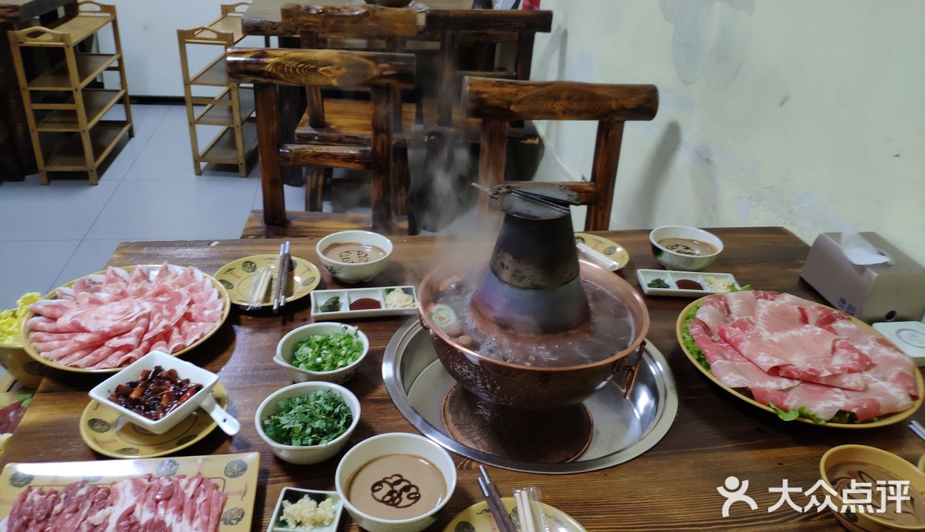 曲径通幽铜锅涮