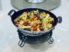 干锅有机花菜-阿明小菜·海鲜·上海菜(梅陇华理店)