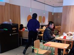 大堂-麦当劳(玉桥中路店)
