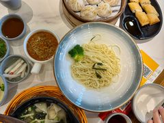 -馋三尺蟹粉小笼(人民广场店)