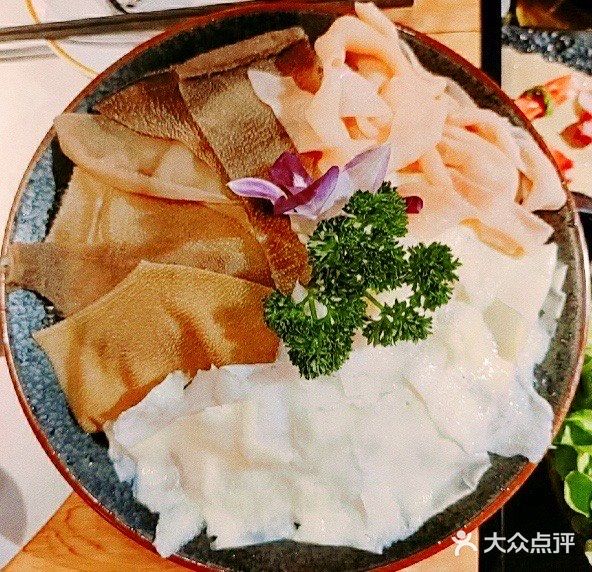 南京｜探店好吃的牛蛙[调皮]