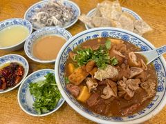 卤煮火烧-门框胡同百年卤煮(新街口店)