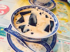 -广信牛奶甜品世家(台东店)