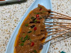 -小董哥烤串·爆汁大油边(故宫店)