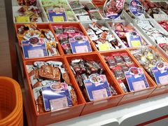 -来伊份(我格广场武宁路店)