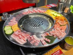 -哈哈碳都·牛肋条无限自助烤肉(宝龙店)
