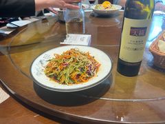 -东口码头·烧鸽子·鱼头泡饼·地方菜(金鹰悦城店)