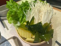 蔬菜拼盘-左庭右院鲜牛肉火锅(苏州园区永旺店)