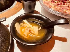 -芸山季·云南野生菌火锅(人民广场来福士店)