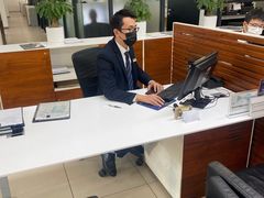 -上海宝信宝马4S店