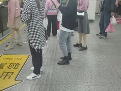 -陆家浜路(地铁站)