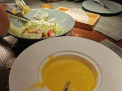 -卡普里披萨·牛扒·下午茶