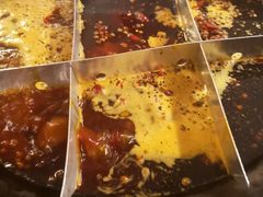 -岗上渣渣老火锅(两路口店)