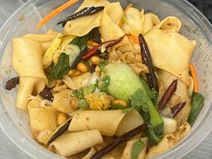 -魁牛·潮汕牛肉自助火锅(沈辽路万达店)
