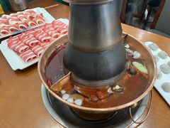 -楼外楼大刀肉传统火锅居(博学路店)