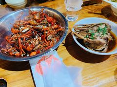 -琥珀老六龙虾(四里河店)
