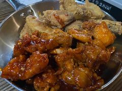 原味炸鸡和酱油鸡双拼-MI WU FACTORY米屋美食工厂餐厅(绿地店)