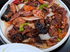 -溢心园香河肉饼总店