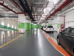 -龙湖天街-停车场